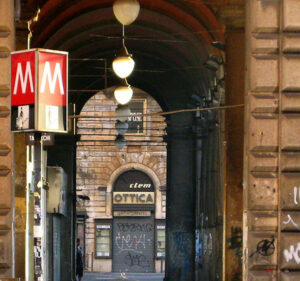 Metro Vittorio